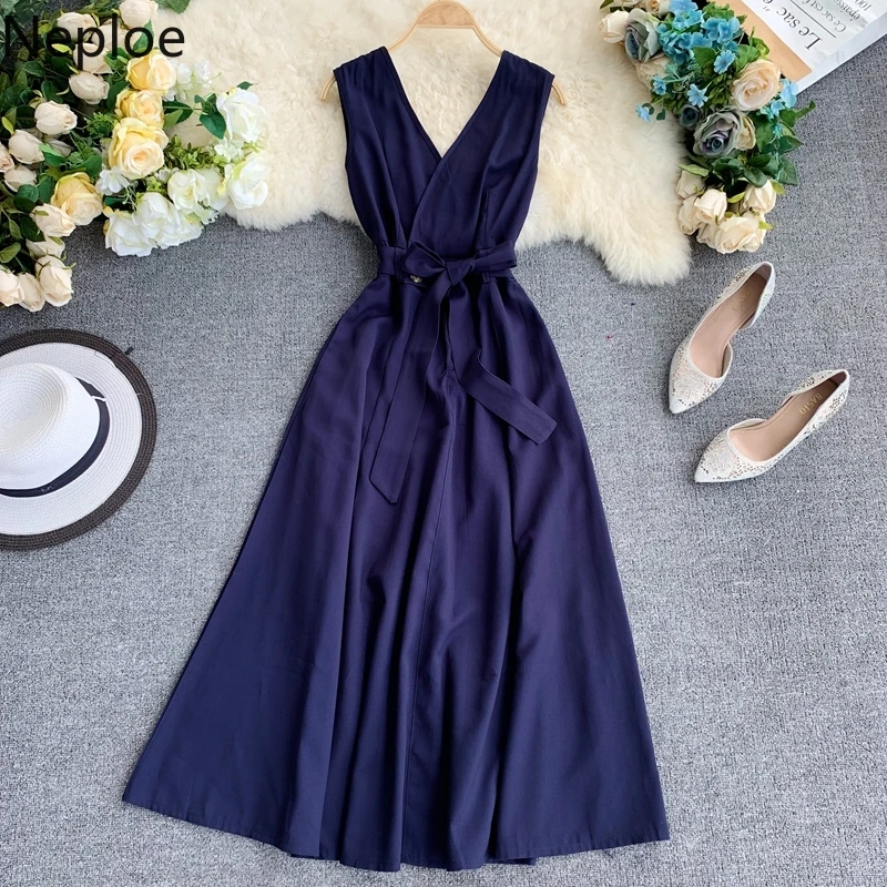 Женское платье в французском стиле лето 2020 простое новое однотонное с v образным