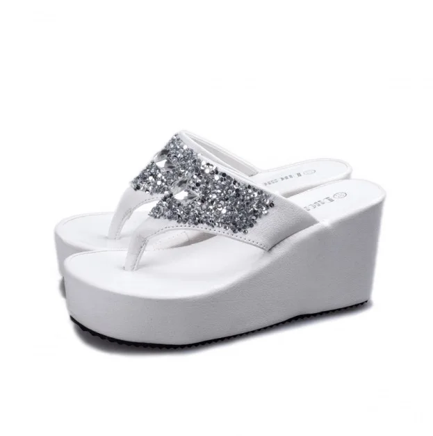 Женские шлепанцы на танкетке с открытым носком однотонные сандалии платформе со