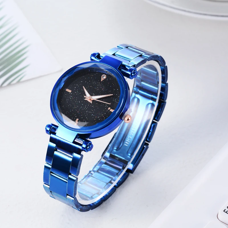 Роскошные золотые часы для женщин 2019 Новые Звездное небо наручные с магнитным