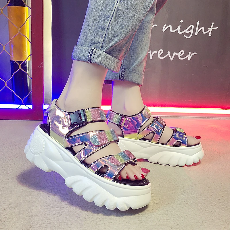Rimocy/женские лазерные спортивные сандалии на танкетке с открытым носком