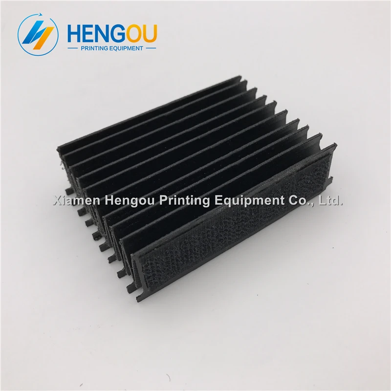 1 шт ниже крышка M2.072.023/02 черные сильфоны для Hengoucn CD74 SM74 длина печатной машины = 75 мм