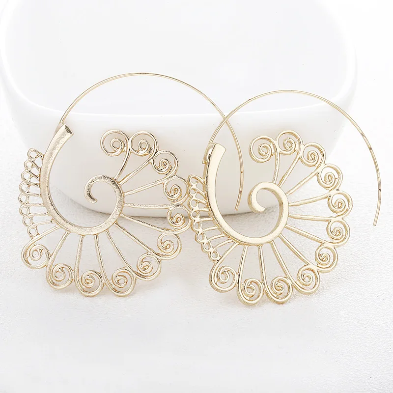 

2021 Pendientes Temperament Is The Peacock Screen Spiral Ears Hang Eardrop Euramerican Fashion New Earrings Sell Like Hot Cakes