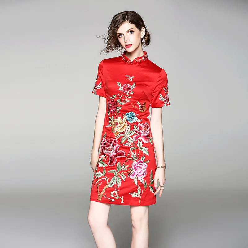 Платье Чонсам с вышивкой для женщин 2018 высокое качество китайский стиль воротник
