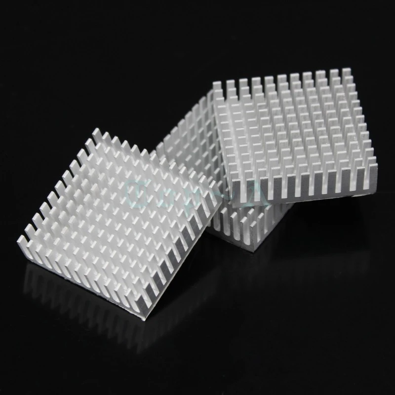 Dissipador de Calor de Alumínio Dissipador de Calor Ventilador de Refrigeração do Radiador 10mm para o Norte a Sul da Ponte Gdstime Chip ic 35mm x 100 Pcs 35x35x10mm