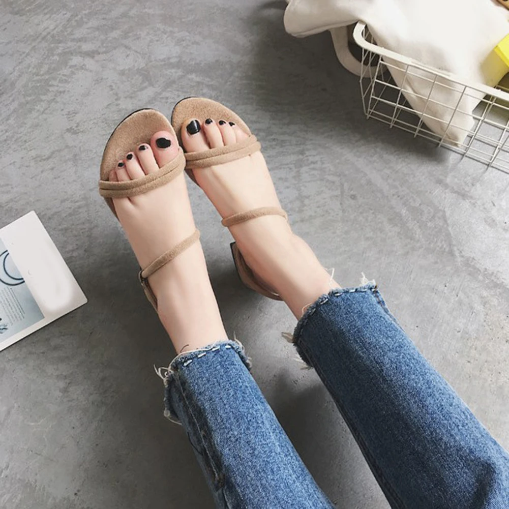 Зеленые шлепанцы на плоской подошве Сандалии в римском стиле с ремешком