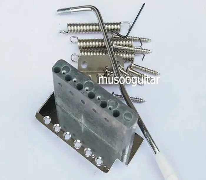 Chrome Vintage Tremolo Bridge for Guitar NEW | Спорт и развлечения