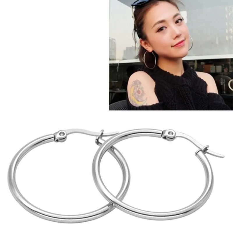 

Ms selling brand type single simple ear ring