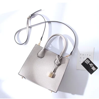 Light grey Высокое качество, модные простые сумки с кисточками, одноцветные сумки-мессенджеры через плечо, сумки через плечо, женские повседневные большие сумки - Цвет: Light grey