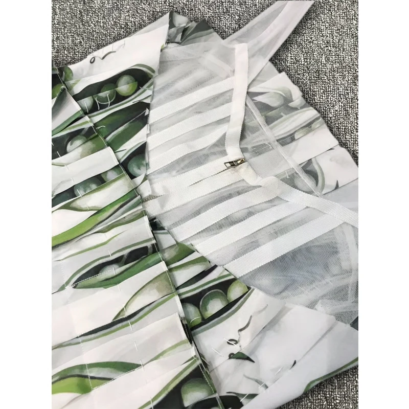 Рисунок 3 - Женское платье с принтом «Крестьянка»