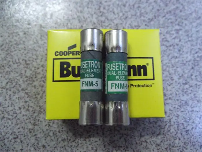 

FNM-5 BUSSMANN Boshi Man United States 10X38 fuse / Fuse 5A 250V Authentic
