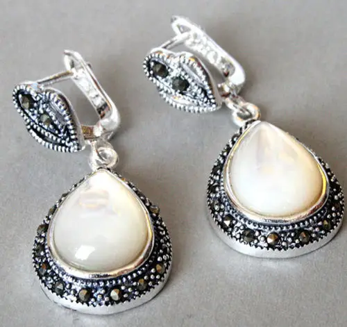 

Hot sell Noble- hot sell new - Pretty Cream White Shell Gems & Marcasite SILVER EARRINGS