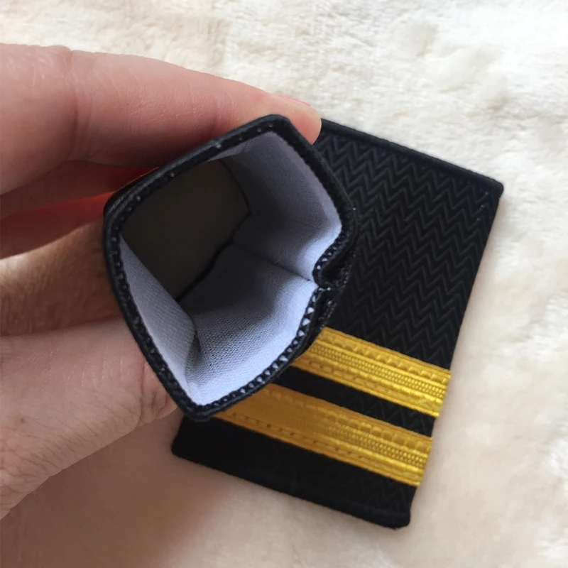 Четыре золотые слитки авиалинии пилота погоны капитан плеча доски Insignia Ползунки Хэллоуин косплей эполет для пилота