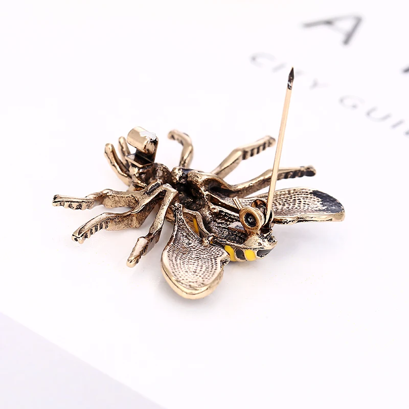 YAOLOGE Cute Bee Insect Brooches &amp Pins Enamel Metal Brooch Unisex Clothing Scarf Accessories For Women Windbreaker Jewelry Gift |