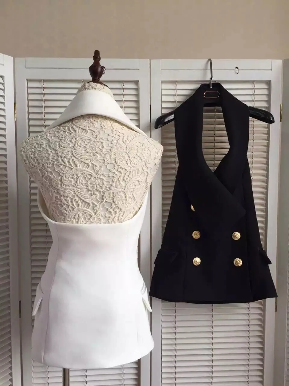 2017 новая мода золото кнопки сексуальная жилет|fashion vest|veste fashionbutton vests |