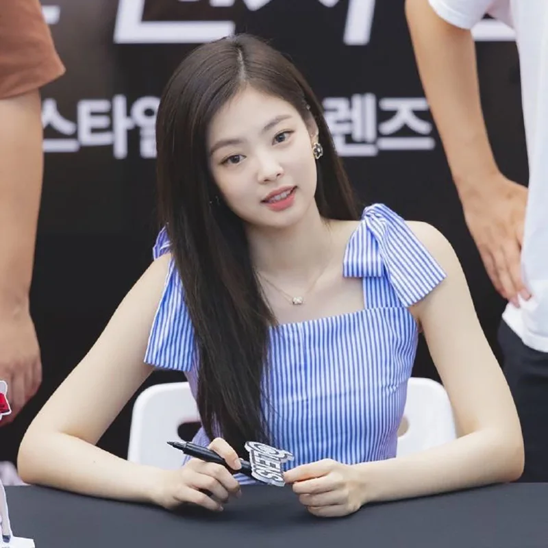 Kpop Blackpink Дженни та же Корейская летняя полосатая рубашка с бантом Женская модная рубашка с квадратным вырезом Непостоянные соединения женские Топы Harajuku