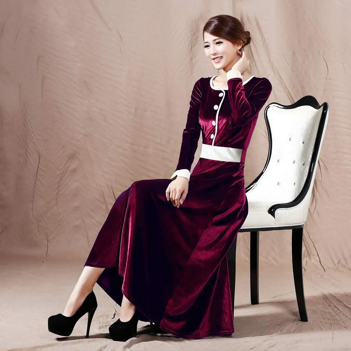 Весна благородный Длинная тонкая талия для подчеркивания фигуры с расширением к