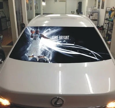 Автомобиль с левой стороны задняя крышка автомобиля внесвета страшное стекло