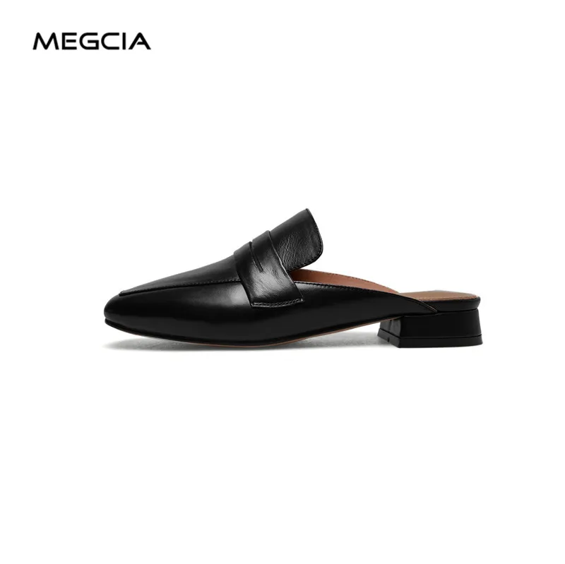 Black MEGCIA ; женские шлепанцы; женские сандалии из натуральной кожи Шлёпанцы обувь Для женщин круглый носок замшевые Тапочки низкий каблук Повседневная обувь новые модные MM906 - Цвет: Black