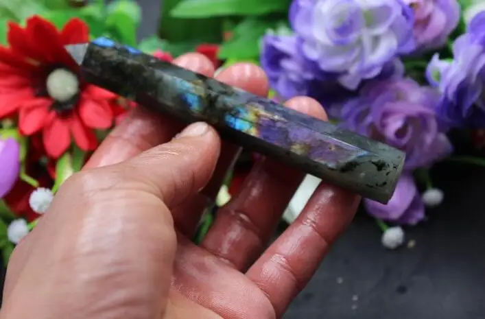 

Natural labradorite glare wand to heal A68