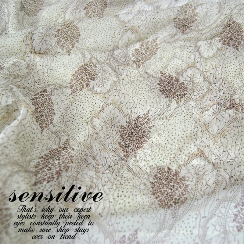 

LEO&LIN Small Broken Leaves Of Flowers At The End Of 100% Silk Silky Fold Georgette Yarn Through Dress Silk Scarf Fabric 50cm