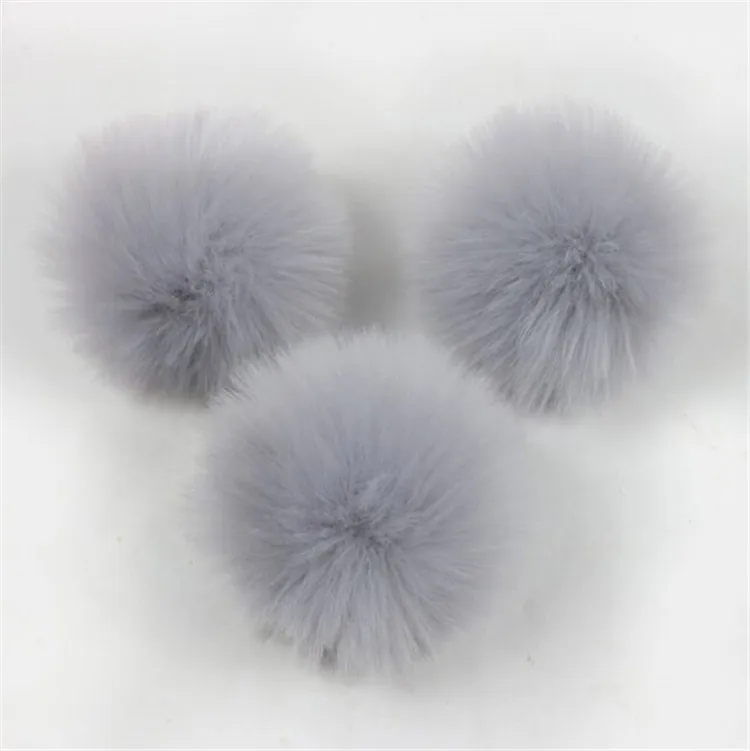 

Winter 10cm Polyester Fur Pom poms For Knitted Hats Beanies Skullies Fluffy Artificial Fur Hairball For Knit Caps Skullies Bags