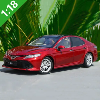 red Изысканный 1:18 Toyota восьмого поколения Camry спортивная версия модели сплава автомобиля, коллекционная машинка Модель украшения - Цвет: red
