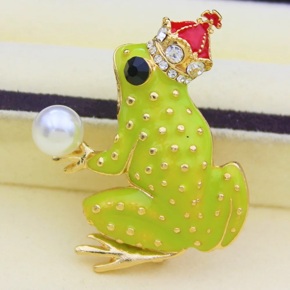 KingDeng Лягушки Броши Для Женщин Аксессуары Жемчужная Эмаль Pin Животных Отворотом