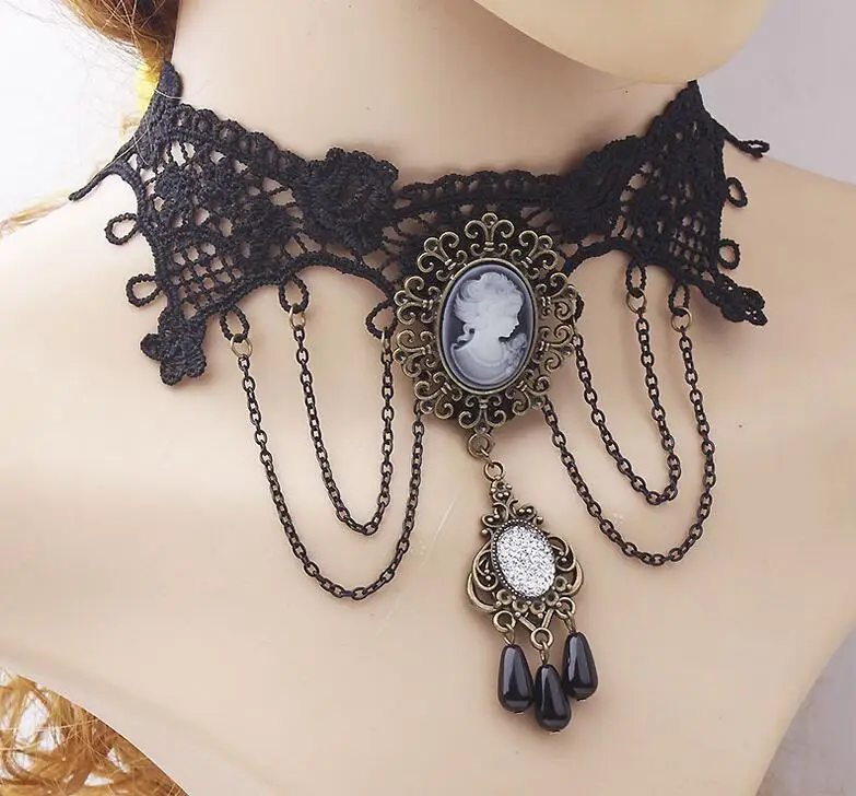 Винтажное женское ожерелье чокер с подвеской и цепочкой Victoria черный кружевной