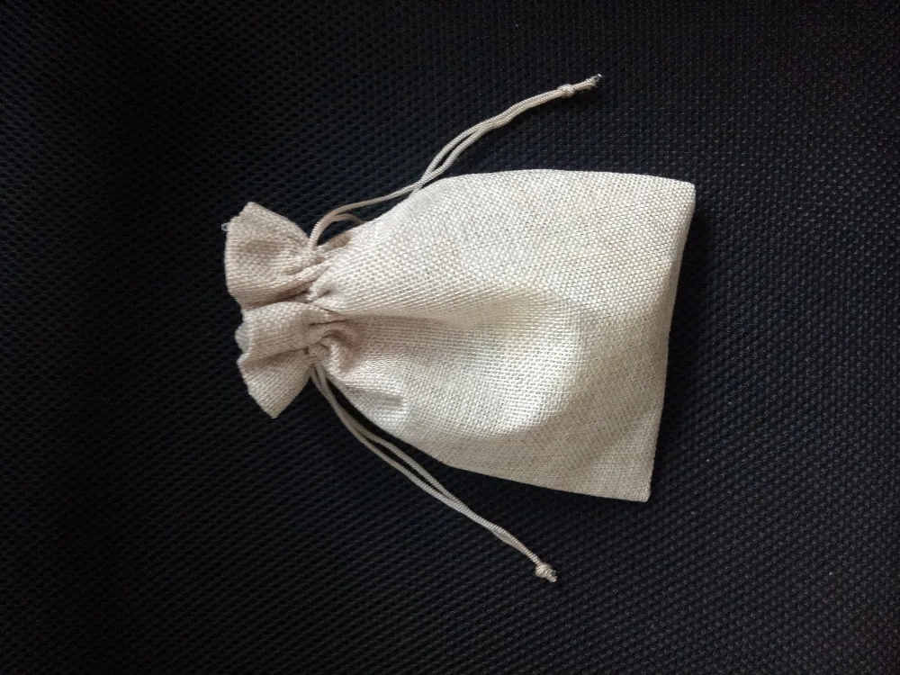 50 шт. Винтаж природных мешковины подарки Джутовая сумка нейлоновая нить drawstring сумки ювелирные упаковки Свадебные/вечерние/подарок на день рождения сумка