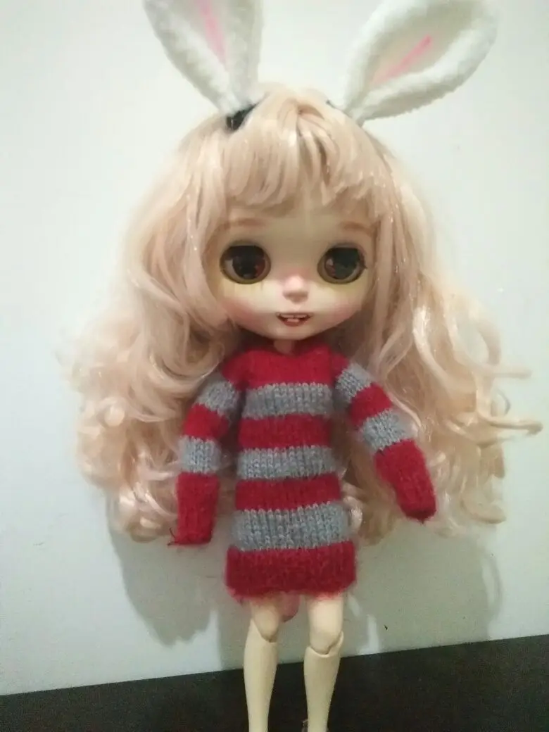 T02-X008 Blyth Doll clothes 1/6 dolls Accessories handmade long type stripe Sweater red grey color 1pcs | Игрушки и хобби