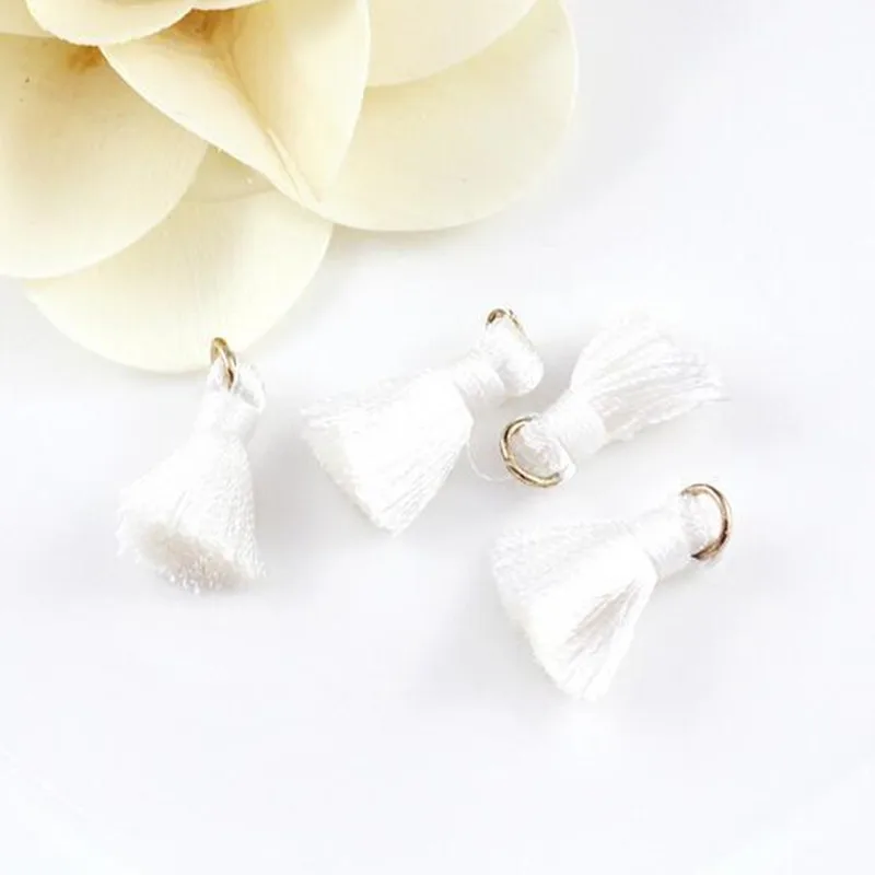 white-20pcs DIY 20 шт Мини ледяная подвеска с шёлковой кисточкой женские серьги ожерелье аксессуары 2 см - Цвет: white-20pcs