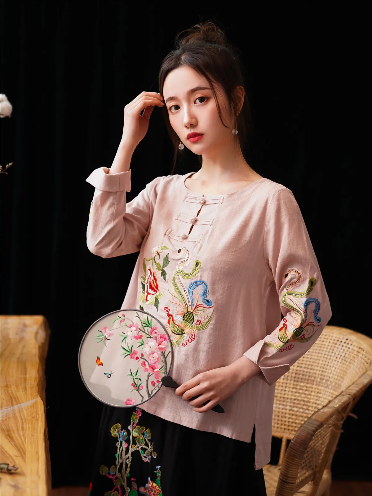 Шанхай история вышивка китайские блузки смесь льна хлопок Cheongsam рубашка Ципао национальная модная одежда 4 цвета