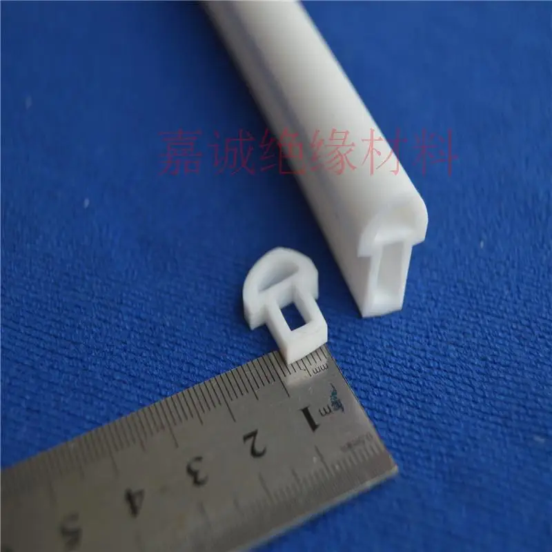 Гибкая молочная трубка из ПВХ Используется для гибкой ленты с боковым излучением