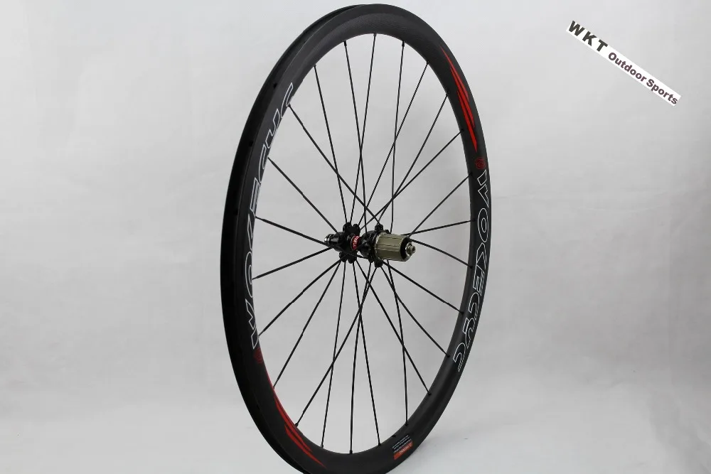 Колесная пара из углеродного волокна 38 мм глянцевое колесо 3k черного цвета novatec