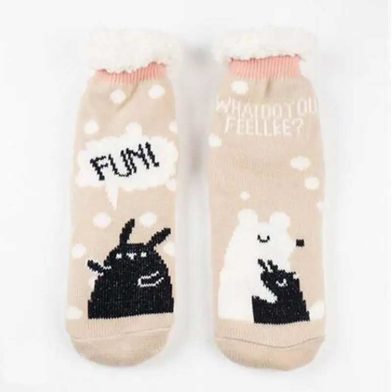 

Women's Socks & Hosiery