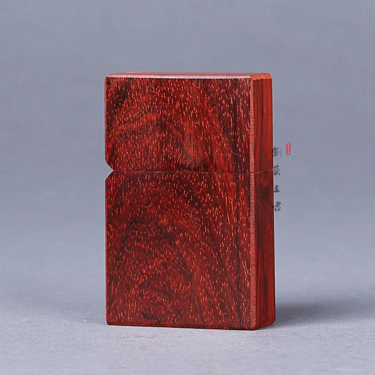 Индийское лобовое Красное сандаловое дерево Зажигалка старое красное