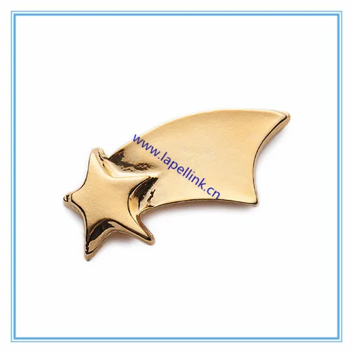 Крутой значок с логотипом пирата в форме сердца|badge|badge badgesbadge logo |
