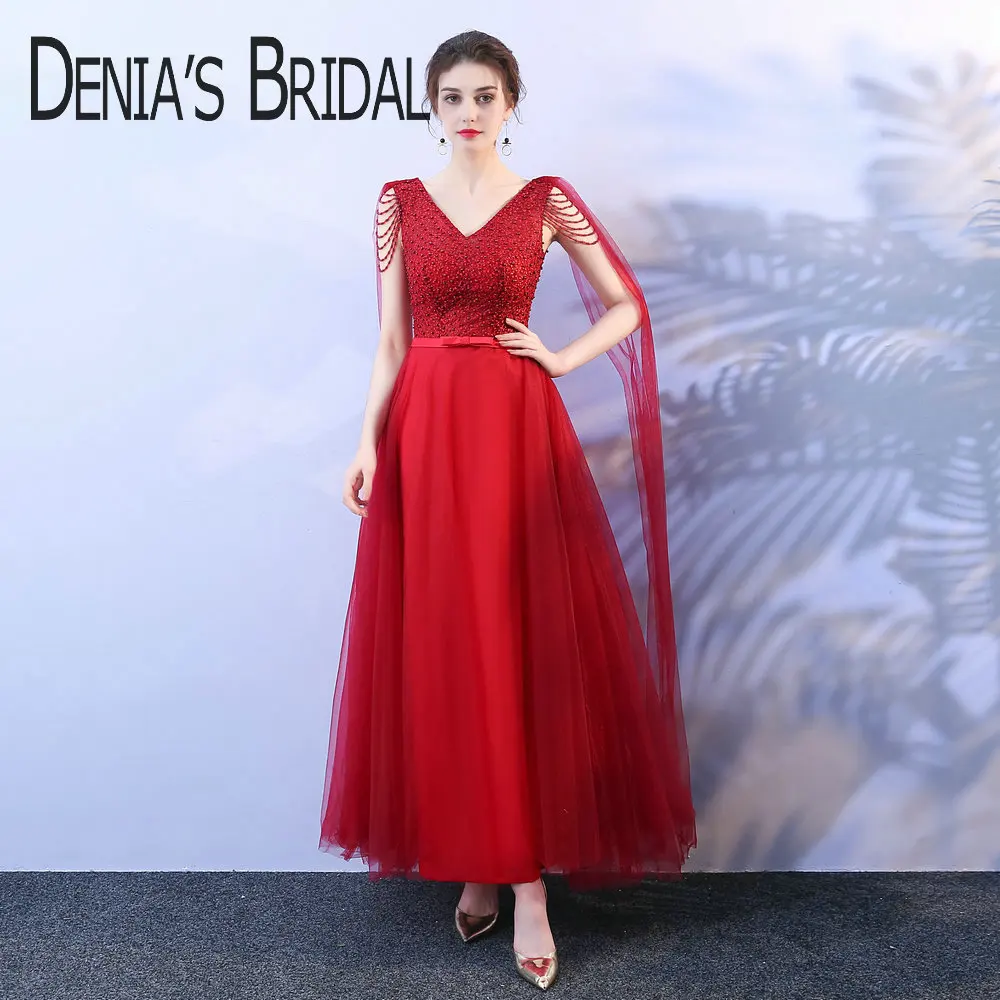 Вечернее платье-трапеция с V-образным вырезом без рукавов