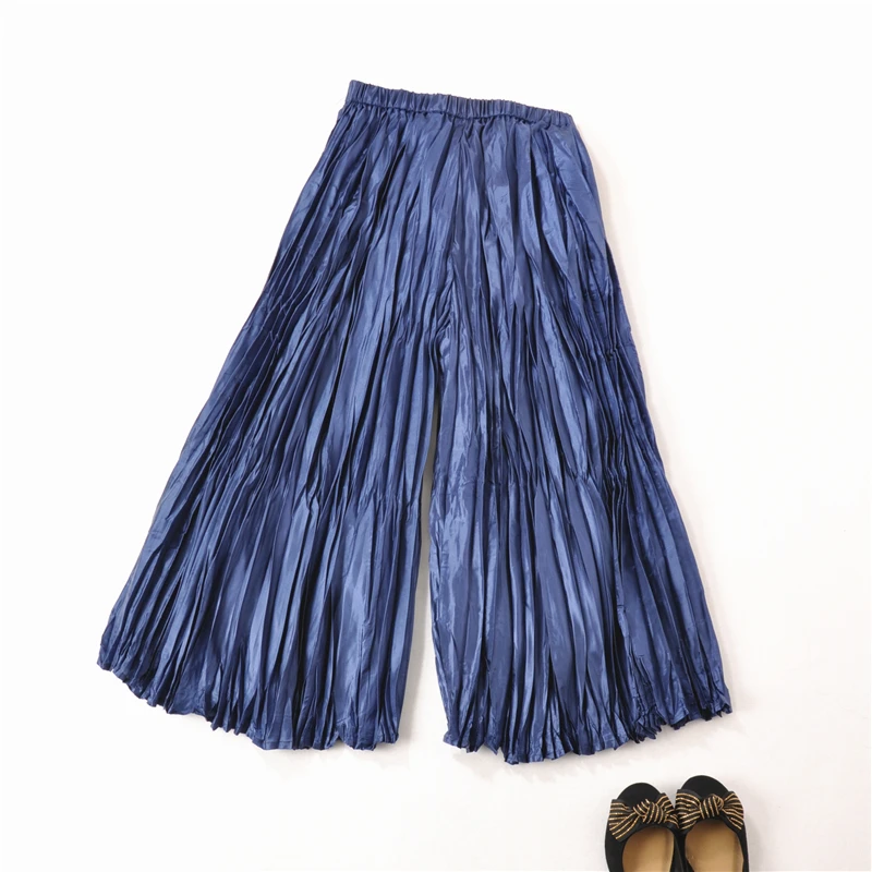 Fashionable pleated trousers MIYAKE PLEAT elastic waist pleated broad-legged trousers skirt-pants nine-minute pants free ship