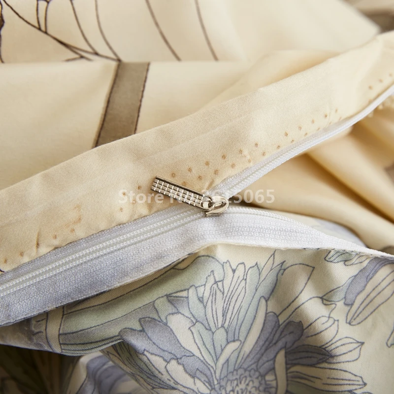 Пододеяльник с желтой хризантемой на молнии 1 шт.|Пододеяльник| |