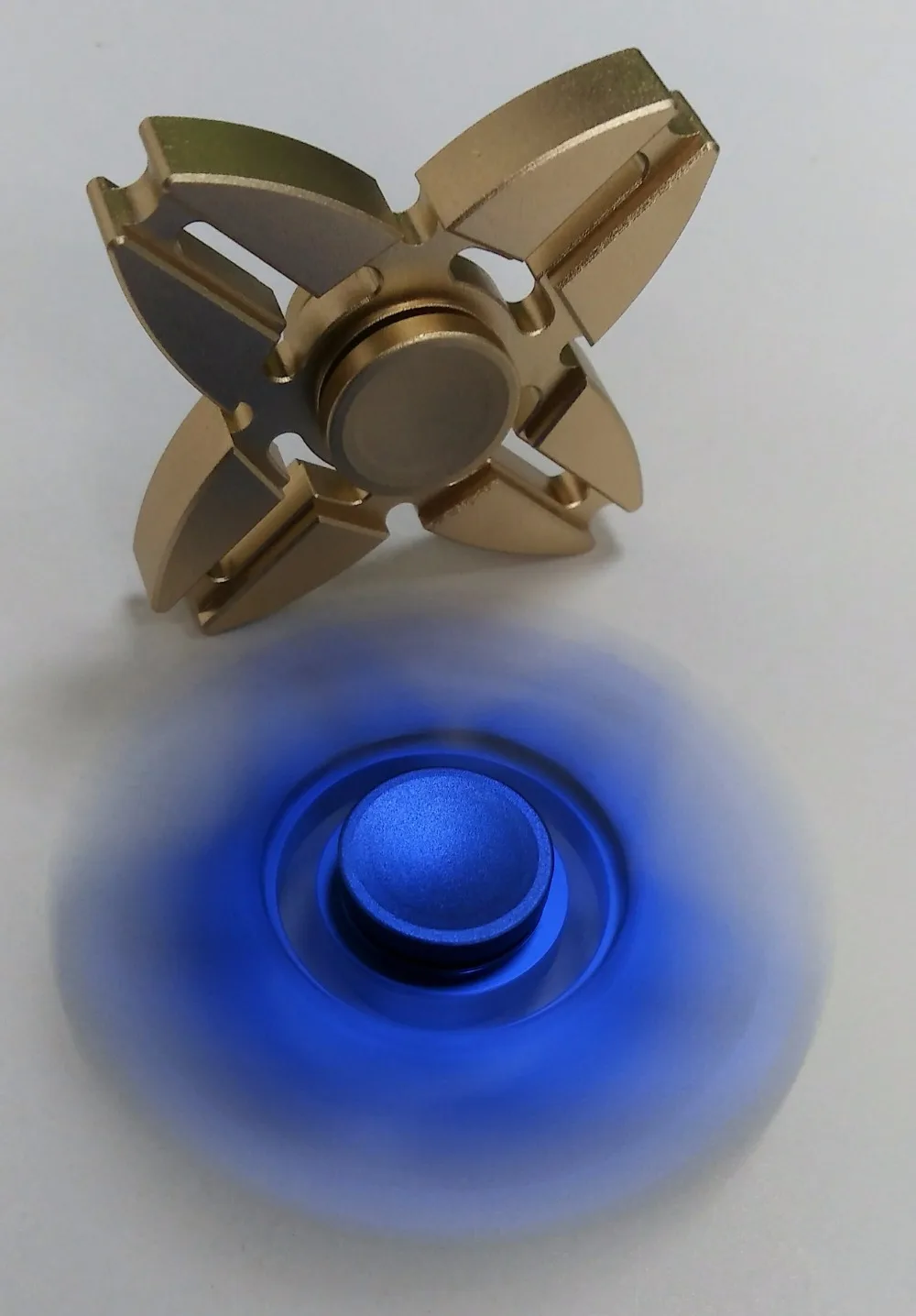 Палец руки игрушки для аутизм СДВГ Краб Tri-Spinner алюминиевого сплава с