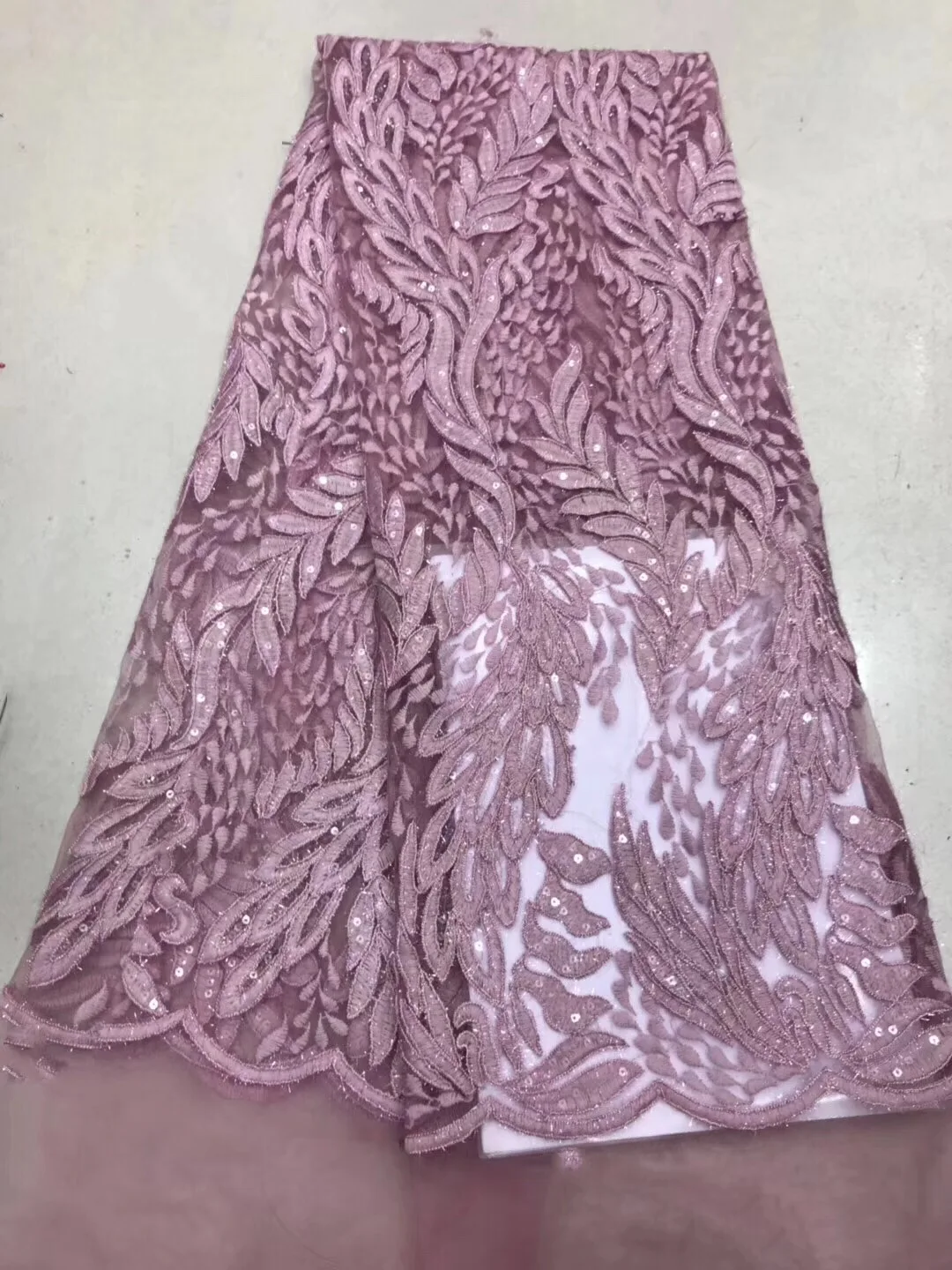 

Newest Arrival Beautiful French Sequins Lace Fabric Sequins Fashionable Bright African Lace Fabric wedding Purple White KCD907