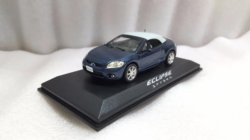 1:43 литье под давлением модель для Mitsubishi Eclipse Spyder синий сплав игрушка автомобиль