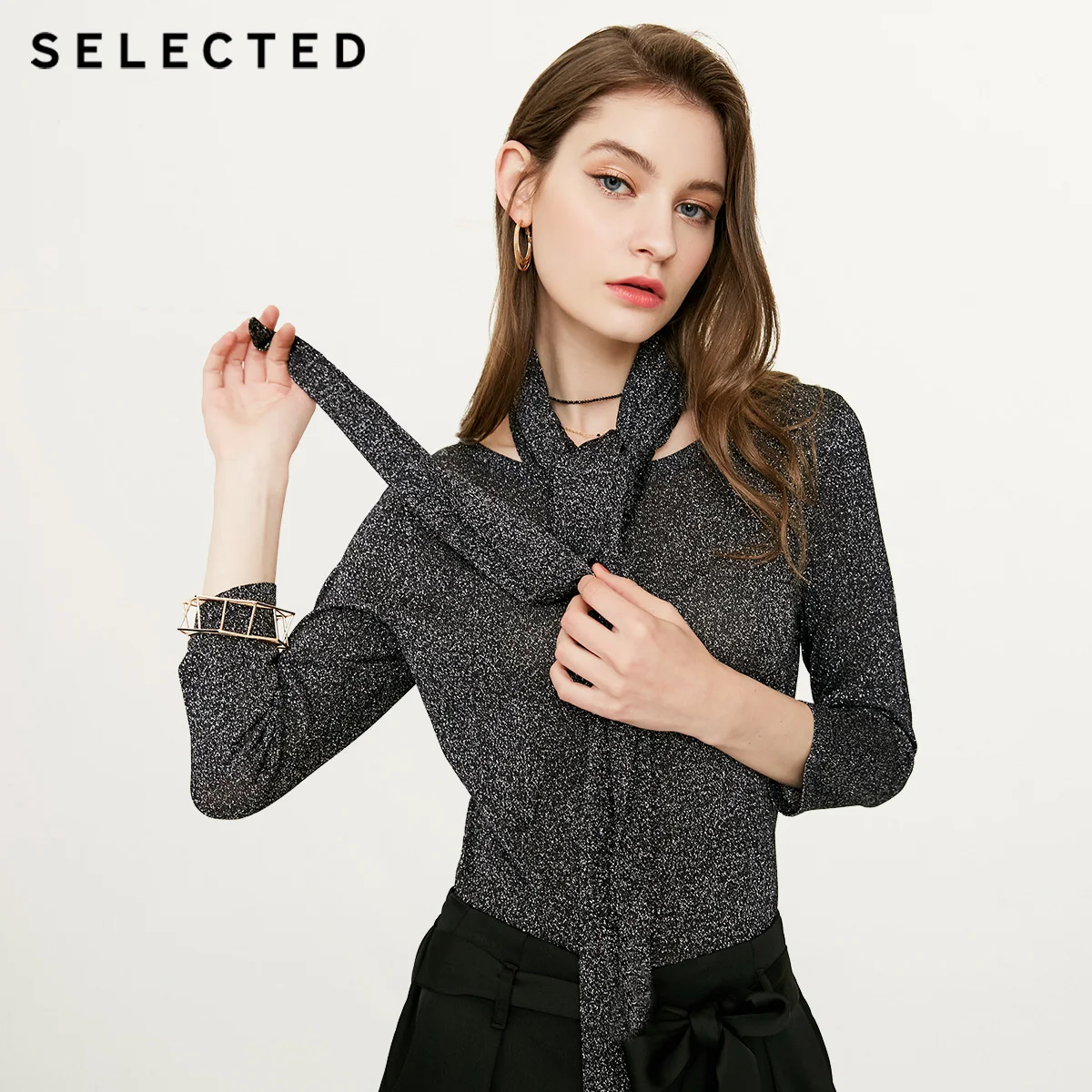 Серебряные женские повседневные трикотажные с круглым вырезом | 418324504 - купить по