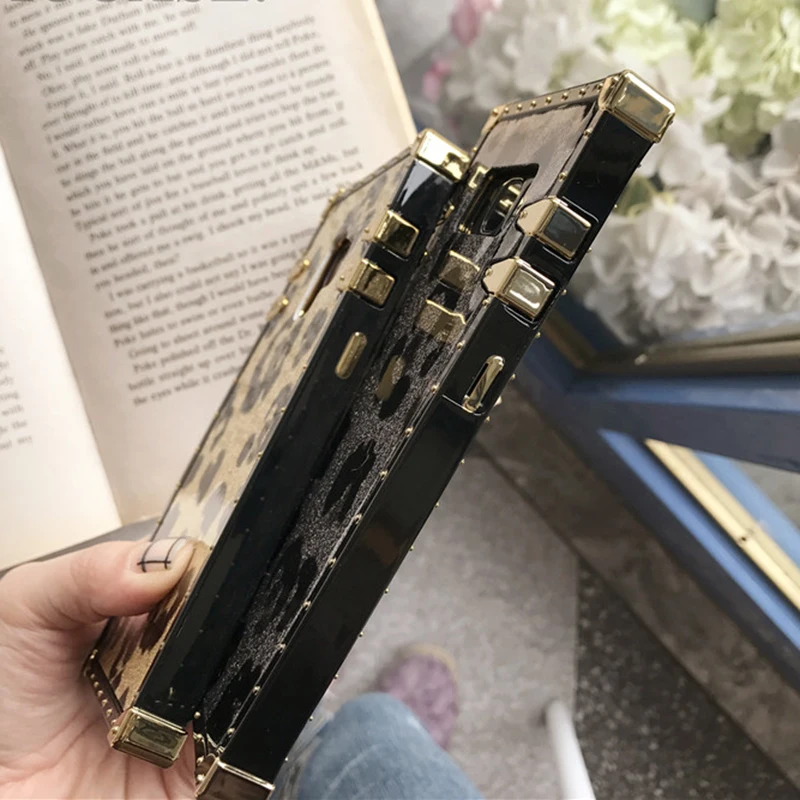 YHBBCASES Золотой квадратный чехол с заклепками для Samsung Galaxy S10 Plus S8 S9 Модный Блестящий