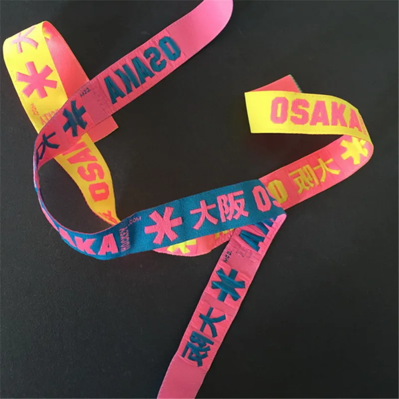 Индивидуальный с высокой плотностью в ультразвуковой резки тканые этикетки