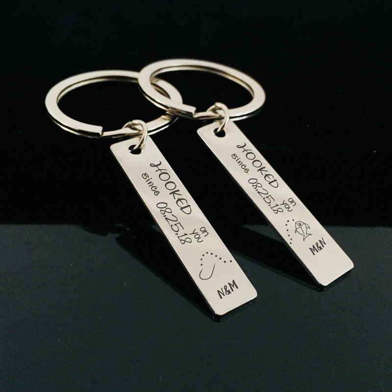 Stick Figure Little Fish Lovers Keychain Engraved Hooked Personalized Date And Letter Couple Lover Exclusive Gift Charm Key Ring | Украшения
