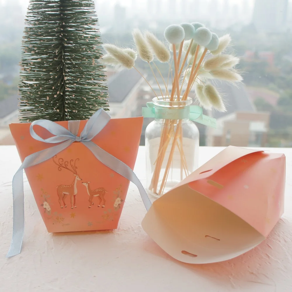 

30pcs Pink Christmas elk print Paper Box Cookie Candy Storage Boxes Gift Packaging Christmas party Favors Gifts Decoration