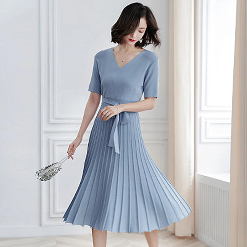 

2019 Spring And Summer New Small Fragrance Short Sleeve Pleated Large Swing Long Section Waist Slimming V-neck Knit Dress