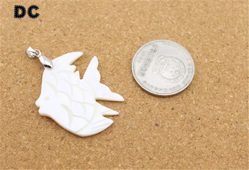 DC 1pcs/lot Cute shell Pendant Charms 30*47mm White Fish Shape for Necklace DIY Jewelry Making Findings Accessories | Украшения и